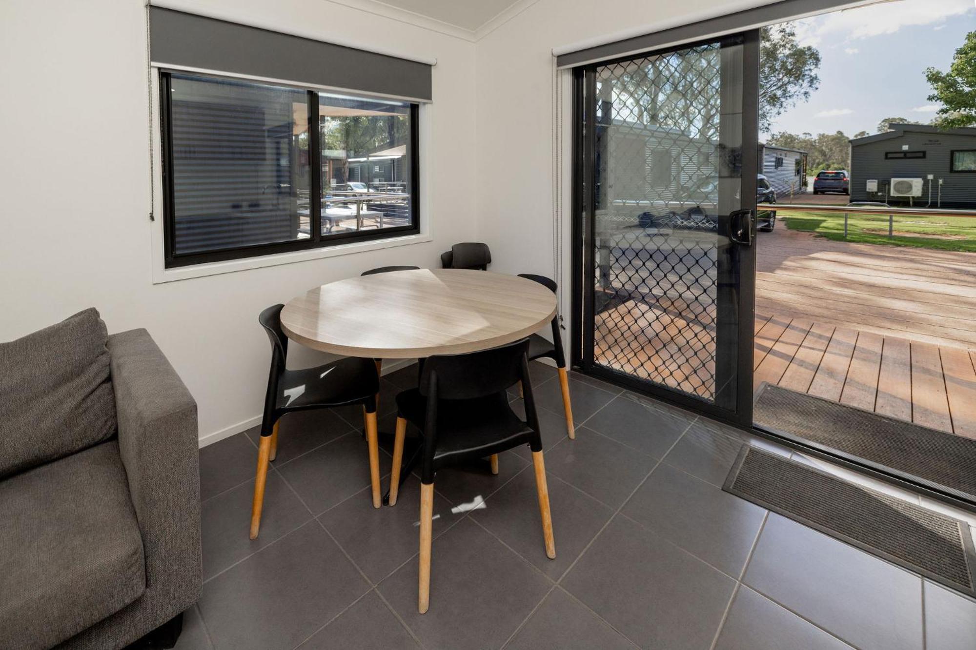 Big4 Renmark Riverfront Holiday Park Exterior foto