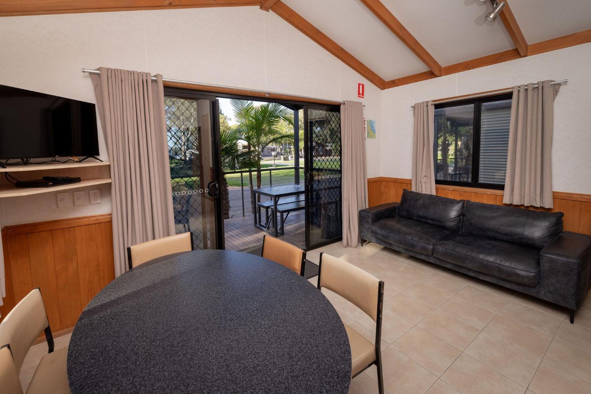Big4 Renmark Riverfront Holiday Park Exterior foto